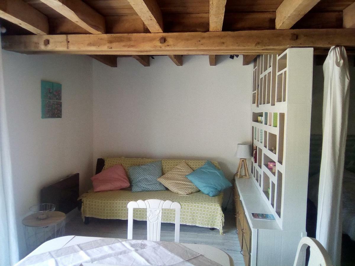 Villa 21 Les Boissières Saint-Branchs Esterno foto