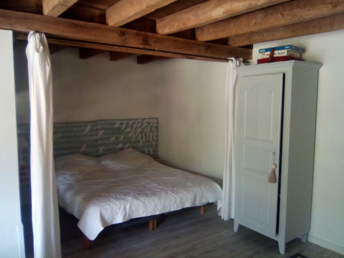 Villa 21 Les Boissières Saint-Branchs Esterno foto